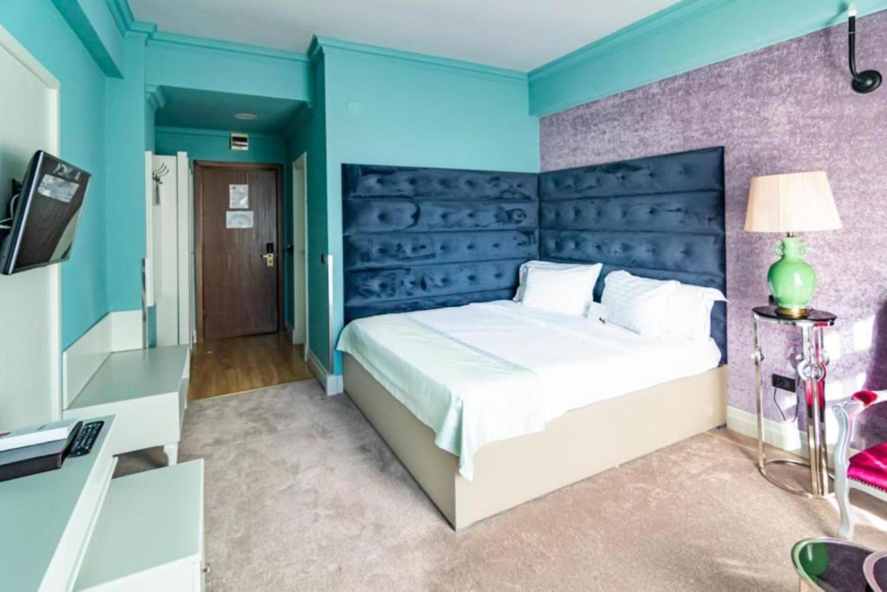 מלון Phoenicia Grand 4*