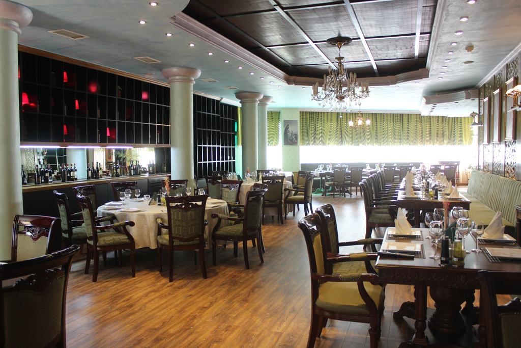 Phoenicia Grand