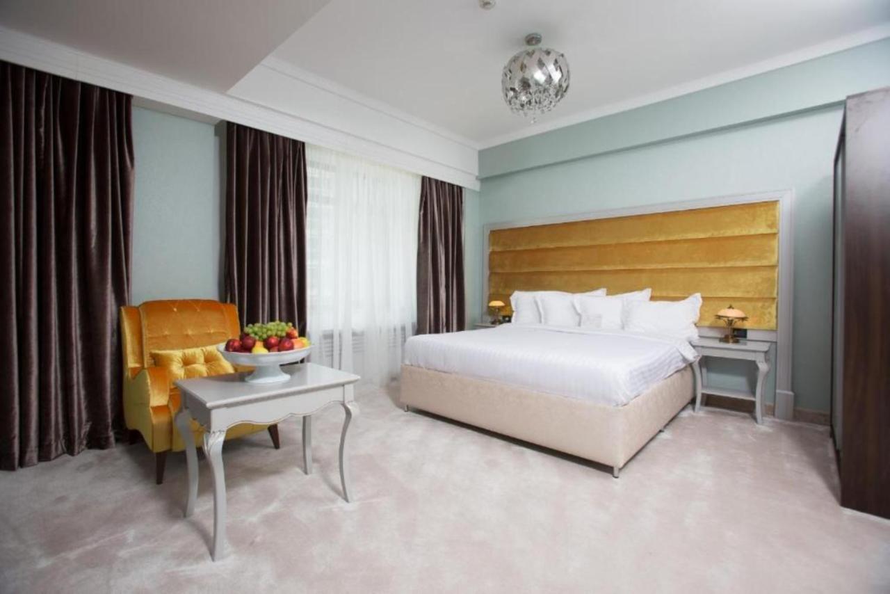 Phoenicia Grand 4* Bucharest